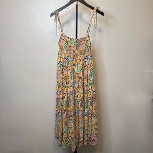 ASTR The Label Marlene Smocked Spaghetti Strap Floral Midi Dress Size Medium